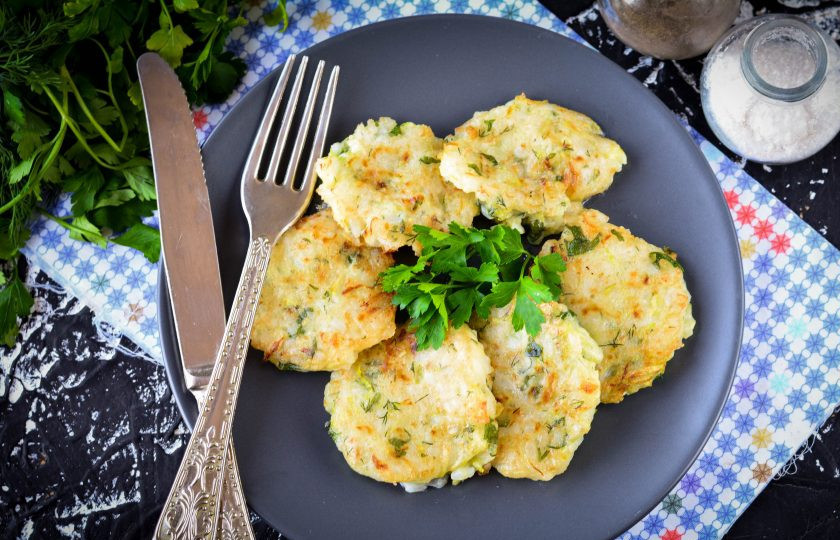 1. Этап. Кабачковые оладьи с рисом: Приятного аппетита!