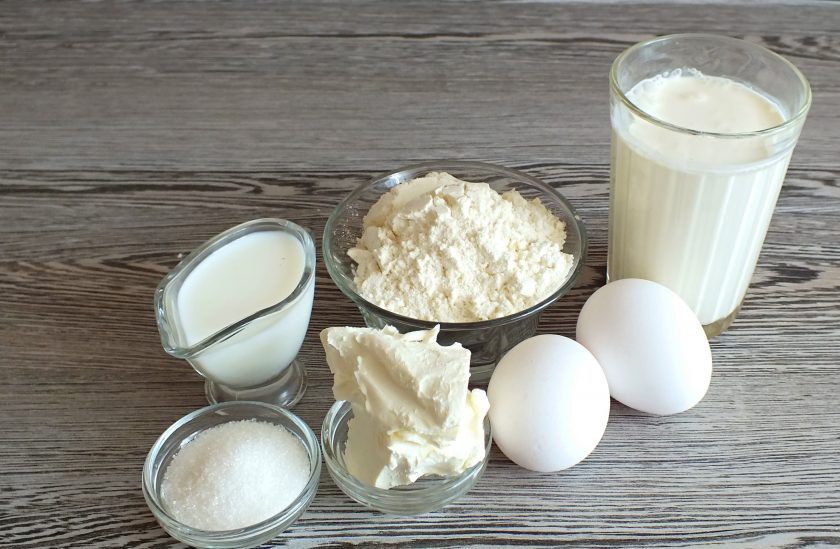 1. Этап. Профитроли с кремом Пломбир: Подготовьте необходимые ингредиенты.