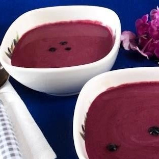 Холодный суп из черники