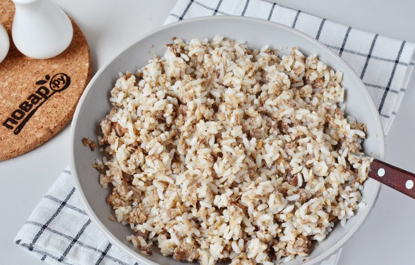 1. Этап. Начинка для расстегаев: Перемешайте хорошо. Начинка для расстегаев готова.