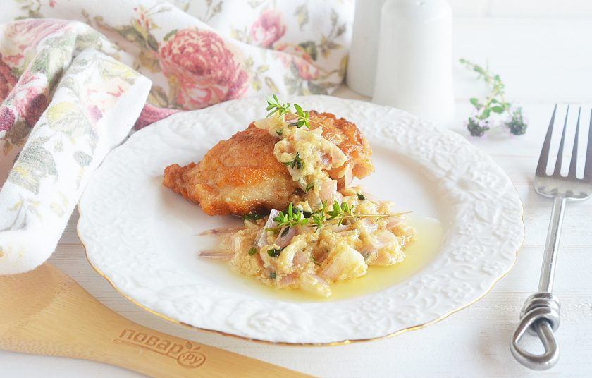 1. Этап. Курица в сливочном соусе Piccata: 7. Подавайте курицу с соусом. Приятного аппетита!