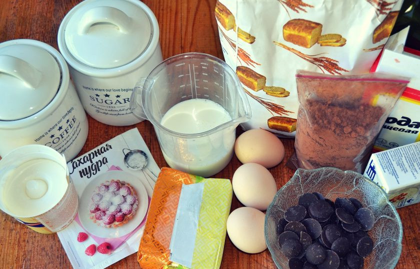 1. Этап. Торт Темный Ларри: Подготовьте ингредиенты.