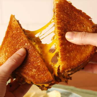 Cheeseburger Grilled Cheese