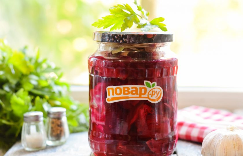 1. Этап. Капуста со свеклой и хреном на зиму: Приятного аппетита!