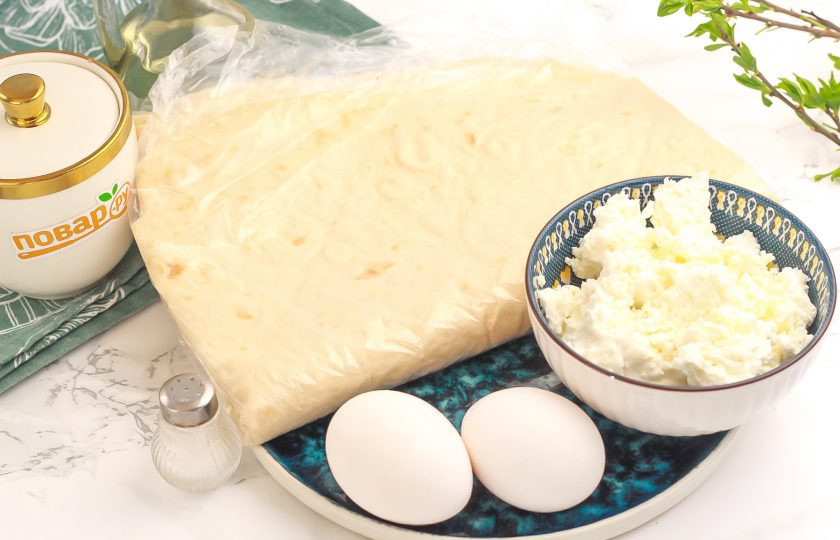 1. Этап. Лаваш с творогом в аэрогриле: Подготовьте указанные продукты. Творог можно использовать любой жирности. Если он жирный, то сметану не добавляйте и наоборот.