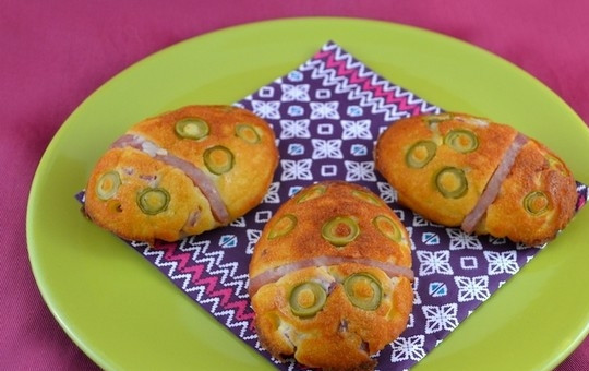 1. Этап. Закуска Пасхальные яйца: 8. Дайте выпечке полностью остыть прямо в формочке. Затем подайте на стол. Приятного аппетита!