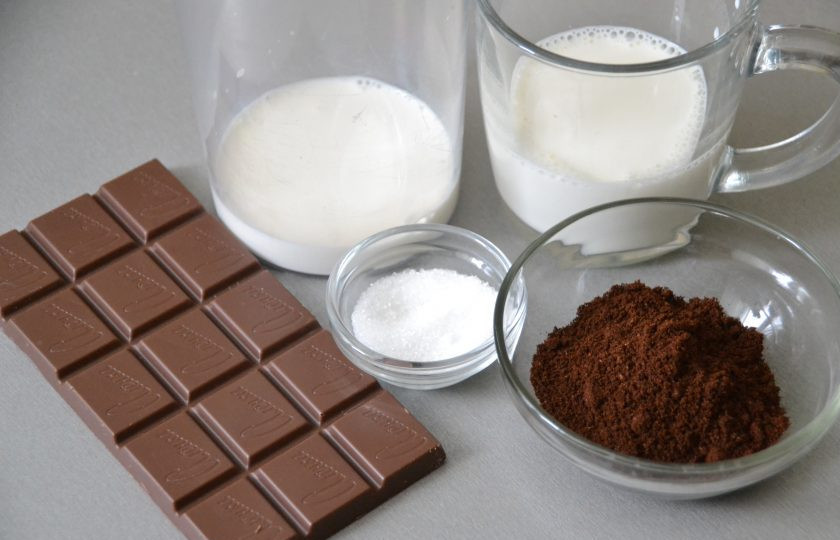 1. Этап. Кофе Бичерин: Подготовьте ингредиенты.