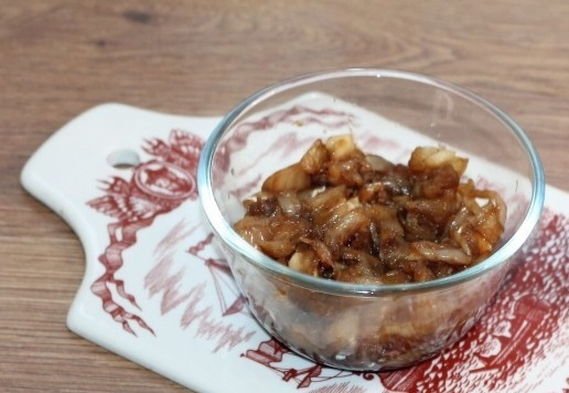 1. Этап. А-ля роллы с рыбой, сыром и авокадо: 6... и перемешиваем. Накрываем миску с рыбой и оставляем мариноваться.