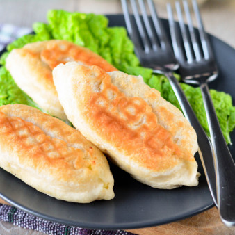 Жареные пирожки на заварном тесте