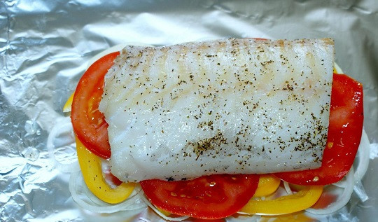 1. Этап. Рыба запеченная диетическая: 9. Следом кусочек рыбки.