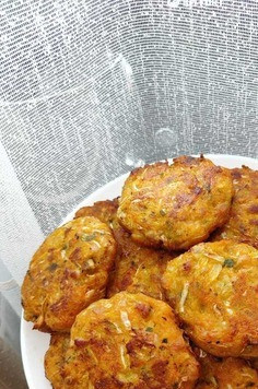 1. Этап. Овощные оладьи с мясом: Ну вот и готово! Хороши и горячие и холодные. Приятного аппетита.