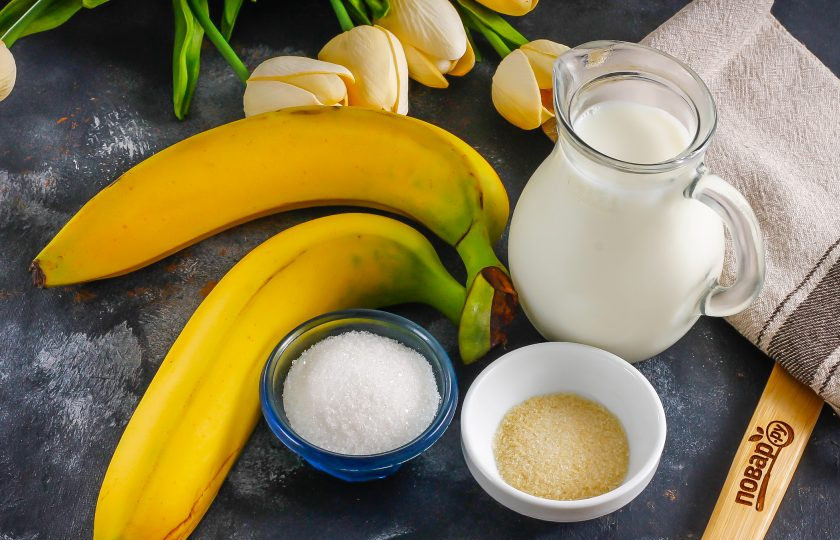 1. Этап. Банановая панакота: Подготовьте указанные ингредиенты. Сливки можно использовать 10% или 20% жирности, но не 35%.