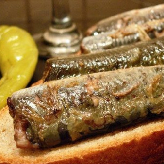 Минога в оливковом масле