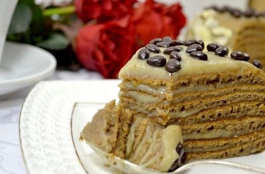 1. Этап. Торт Минутка на сковороде: 17. Перед подачей при желании украсьте тортик. Приятного чаепития!