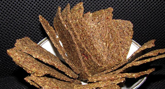 1. Этап. Хлебцы для похудения: Хлебцы нарезать на порции.