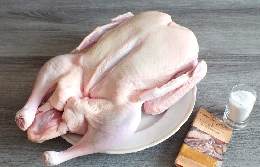 1. Этап. Утка горячего копчения в домашних условиях: Подготовьте необходимые ингредиенты.