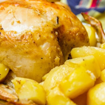 Ароматная курица в рукаве