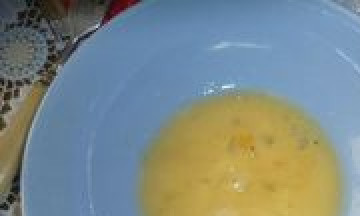 1. Этап. Минтай в панировке: Яйцо взбейте с солью.