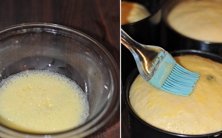 1. Этап. Заварной кулич: 16. Чтобы верхушка была более румяной ее можно смазать взбитым с ложкой воды или молока желтком.