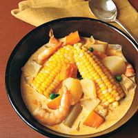 Peruvian Shrimp-and-Corn Chowder