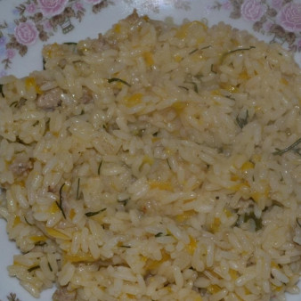 Рисовая каша со свининой