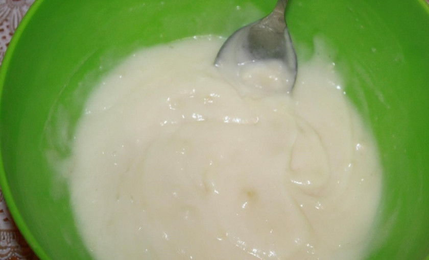 1. Этап. Дрожжевое тесто без опары: 4. Тщательно растираю тесто ложкой и оставляю до остывания (комнатной температуры).