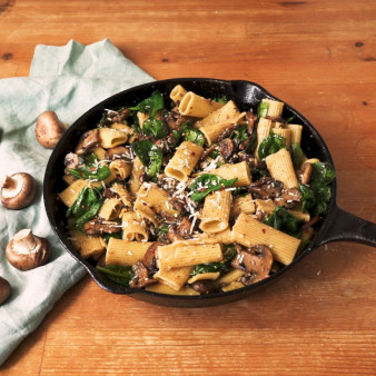 Garlic Butter Mushroom Pasta