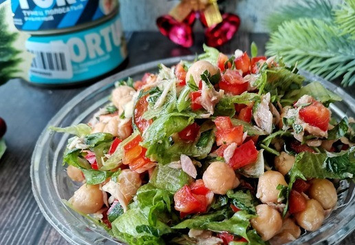 1. Этап. Салат Русалочьи бусы: Дать настояться минут 15-20 и подать к столу. Приятного аппетита!