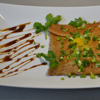 Яичница в блинах