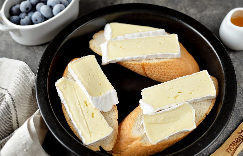 1. Этап. Тост с голубикой и сыром Бри: Сыр 