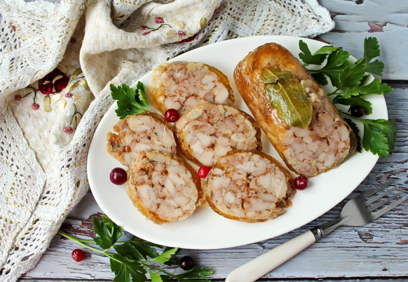 1. Этап. Сальчичон из курицы: Приятного аппетита!