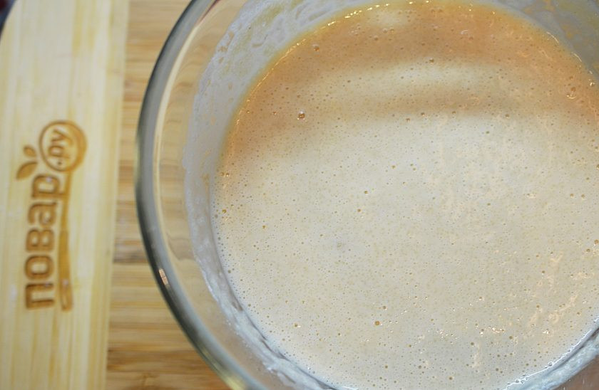 1. Этап. Блины манные: 4. Перемешайте, чтобы не было комочков.