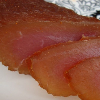 Бастурма из индейки с коньяком