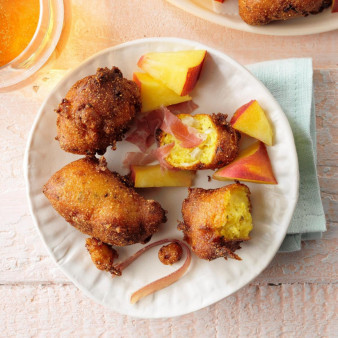 Peachy Keen Halloumi Fritters