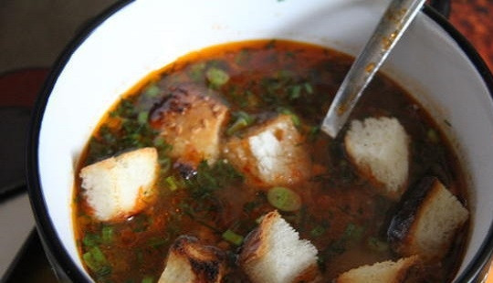 1. Этап. Томатный суп с курицей: 6. А после можно подавать к столу, дополнив по желанию зеленью, сухариками. Приятного аппетита!