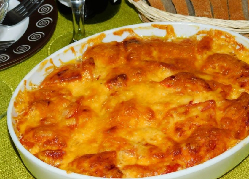 1. Этап. Рыба с овощами под сыром: Подавайте блюдо горячим. Приятного аппетита!