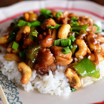 Куриная подлива с кешью