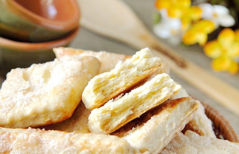 1. Этап. Слоеное печенье на сметане: Приятного аппетита!