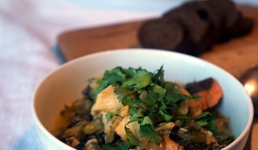 1. Этап. Солянка рыбная оригинальная: При подаче можно посыпать любой зеленью – укропом, петрушкой, кинзой. Приятного аппетита!