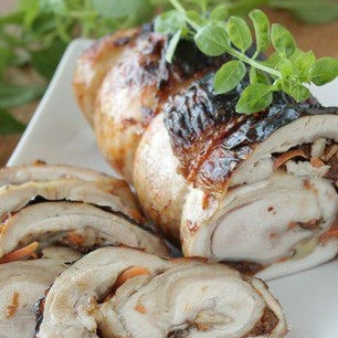 Куриный рулет с черносливом