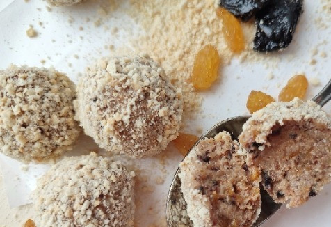 1. Этап. Творожный десерт с сухофруктами: Из данного количества ингредиентов получается 28 штук.