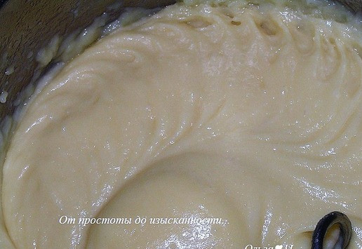 1. Этап. Эклеры с лимонным кремом: Тесто должно получиться тягучим и блестящим.