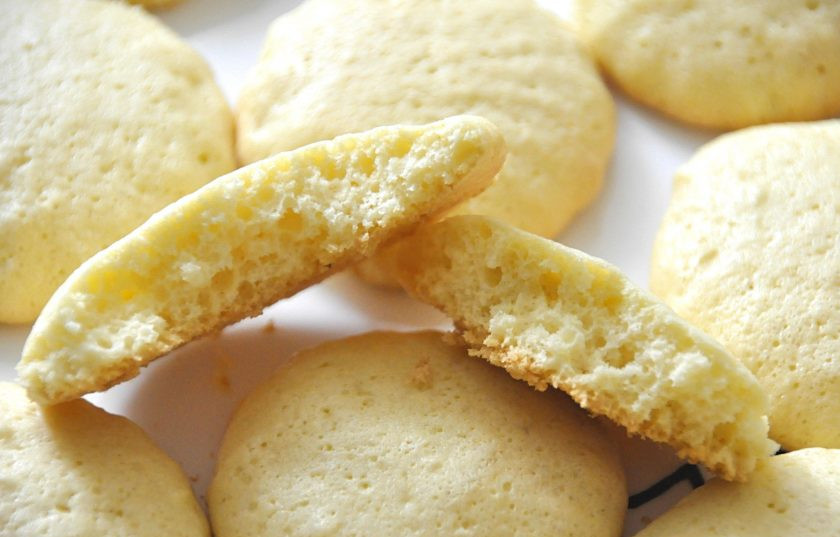 1. Этап. Печенье Причуда: Печенье получается нежное и пышное.