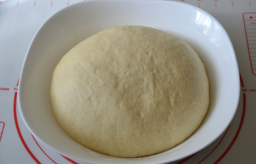 1. Этап. Булочки Бухтельн: Тесто должно увеличиться в объеме не менее, чем в 2 раза.