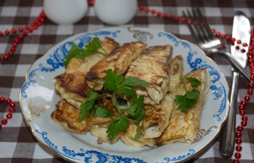 1. Этап. Палочки из лаваша с начинкой: Подавайте палочки из лаваша к столу сразу.