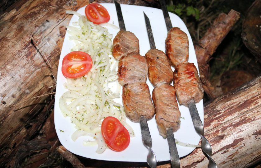 1. Этап. Шашлык из карбоната свинины: Наш шашлык из карбоната свинины готов. Приятного аппетита!