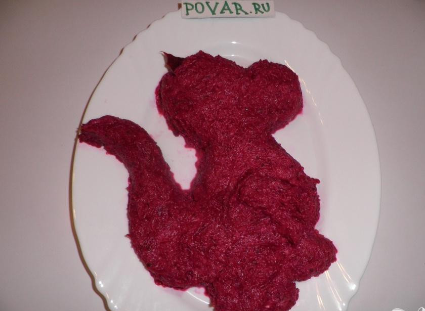 1. Этап. Салат Дракончик: 3 слой -свекла