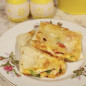 Лаваш с начинкой, жаренный на сковороде