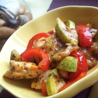 Кабачки с куриным филе