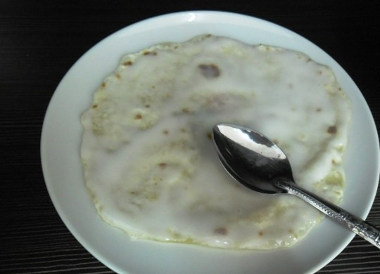 1. Этап. Заварной крем без молока: 5. Готовый крем остудите — и можете использовать для выпечки или отправить в холодильник на хранение.